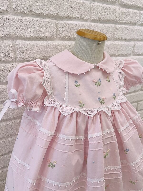 Vestido Babado com Renascença