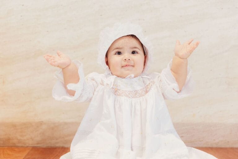 Uma joia bordada à mão: Madrião Margarida.