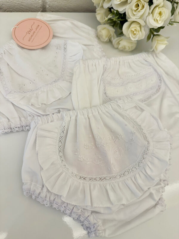 Calcinha Bordado Branco